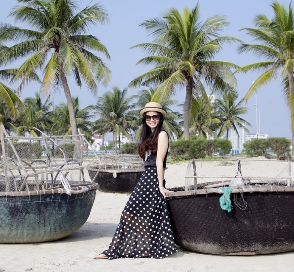 Meeting Vietnamese women at the beach